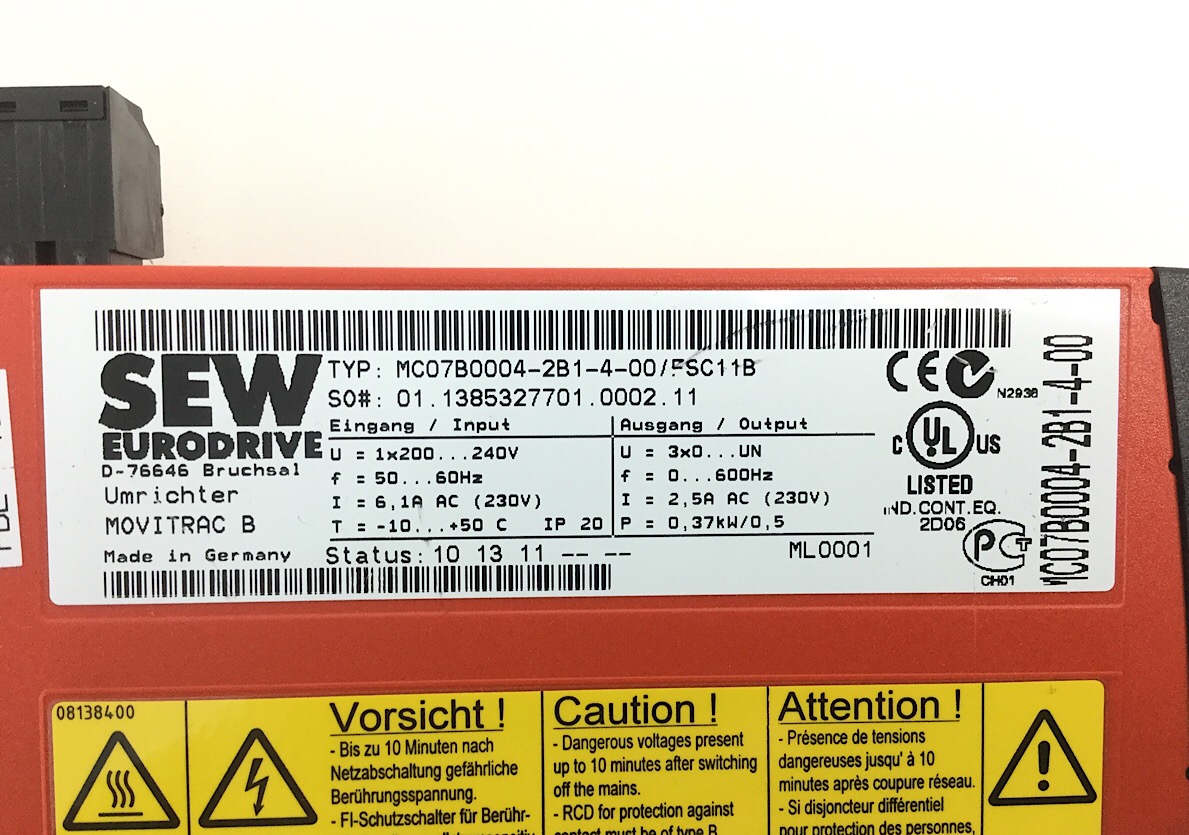2x Sew-Eurodrive MC07B0004-2B1-4-00/FSC11B Frequenzumrichter Output:2,5A