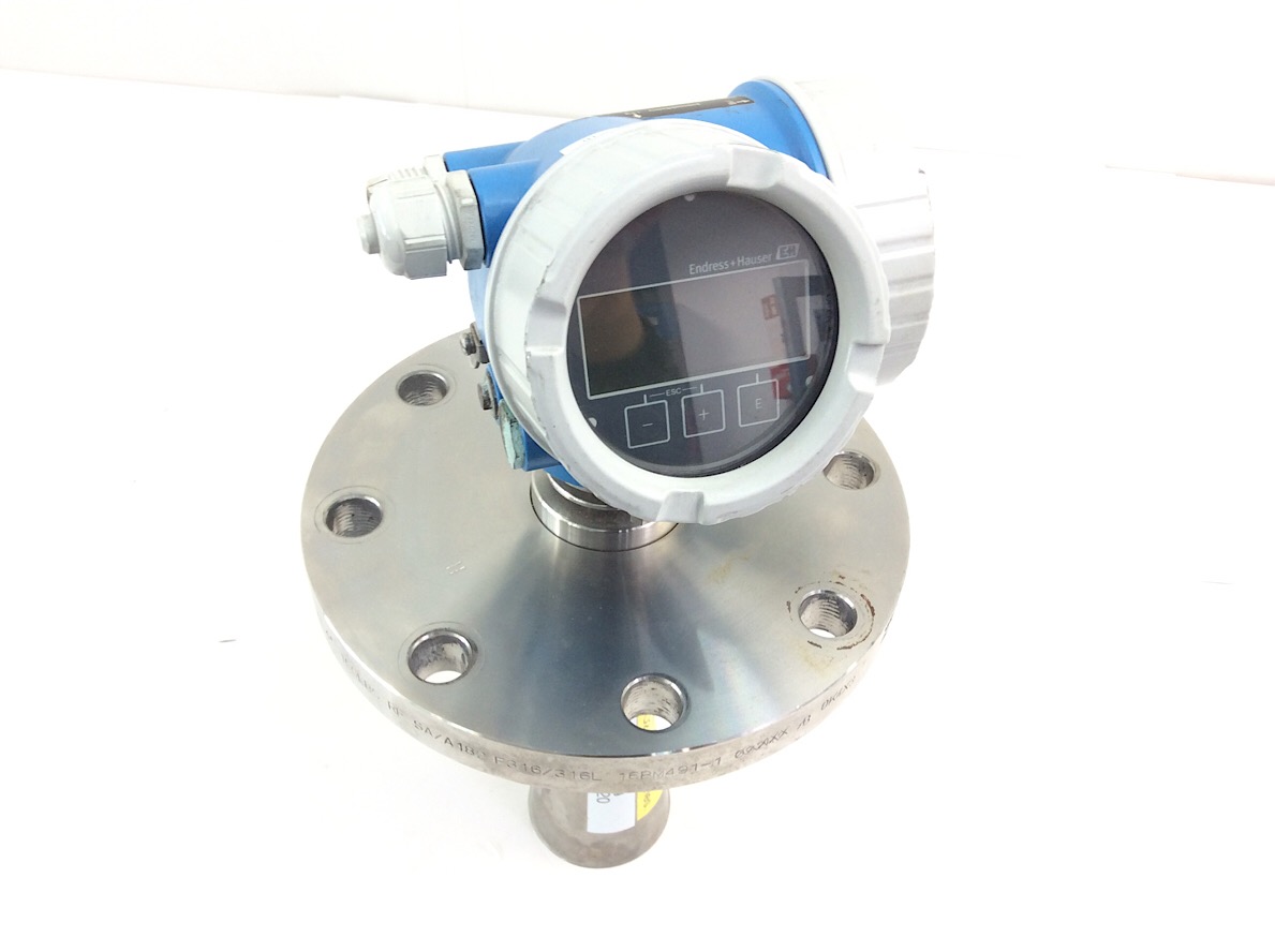 Endress+Hauser Leveltiex IP68/66 4X/6P FMR511QUM8/0 Füllstandssensor