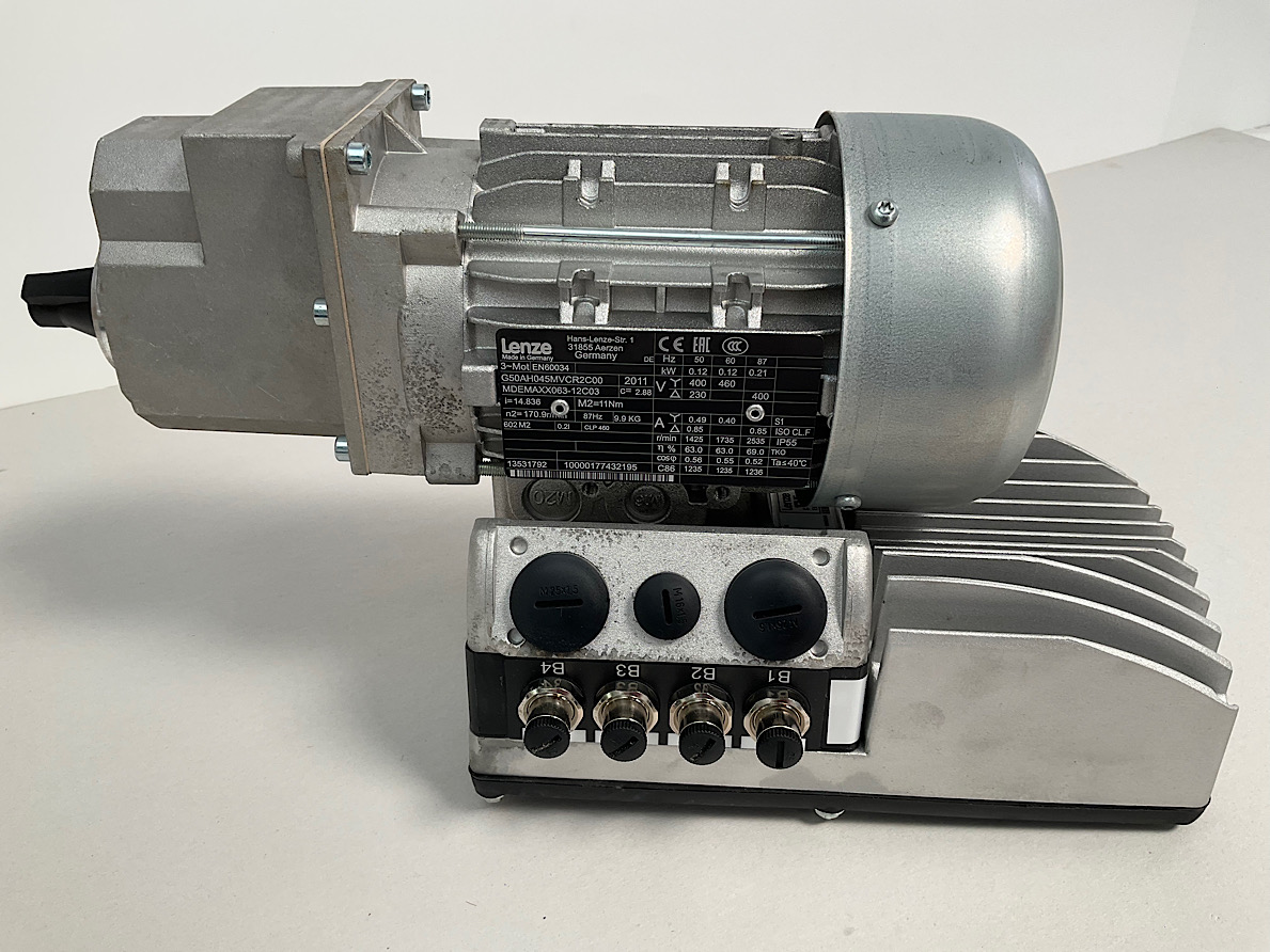 Lenze Getriebemotor G50AH045MVCR2C00 Drive Unit E84DGDVB37142PS
